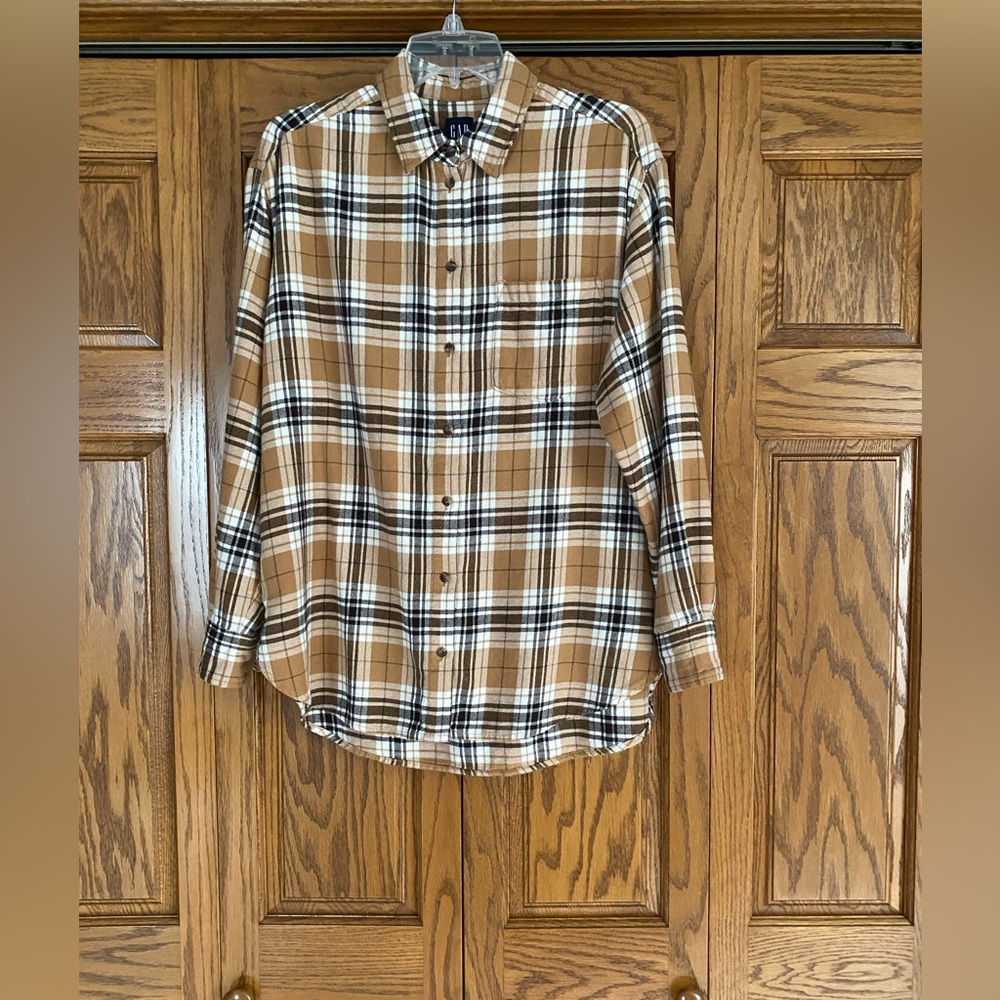 GAP PLAID FLANNEL OVERSIZED SHIRT